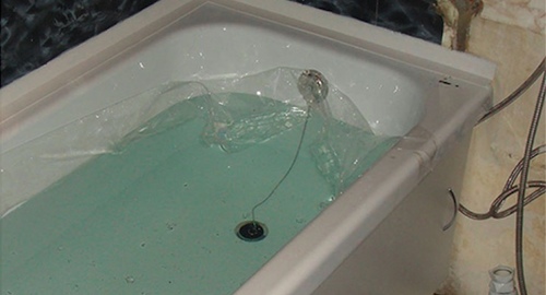 Установкой акрилового вкладыша | Петухово